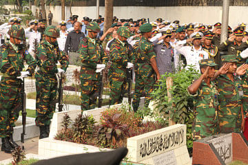 Late president Zillur Rahman given state honour at the grave site at Banani in the capital on Friday afternoon. Photo: Palash Khan