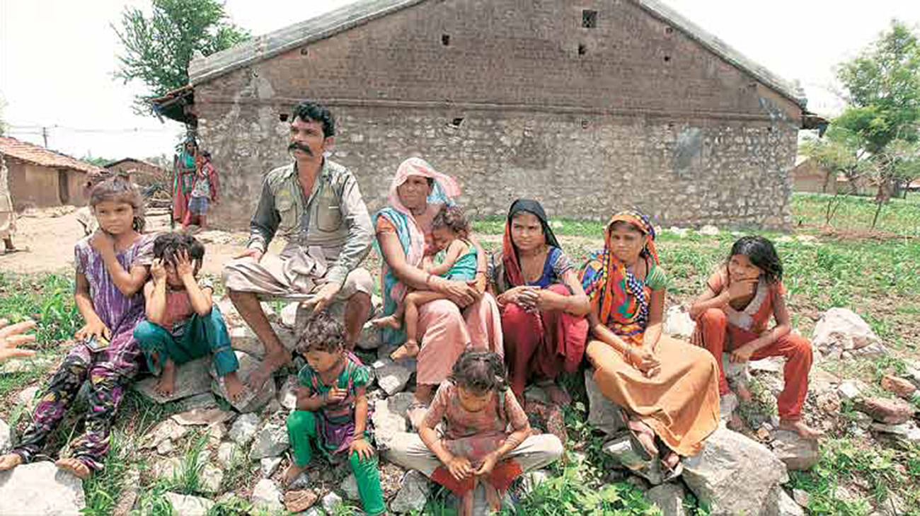 In quest for boys, this couple in Gujarat has 14 daughters | The Daily Star