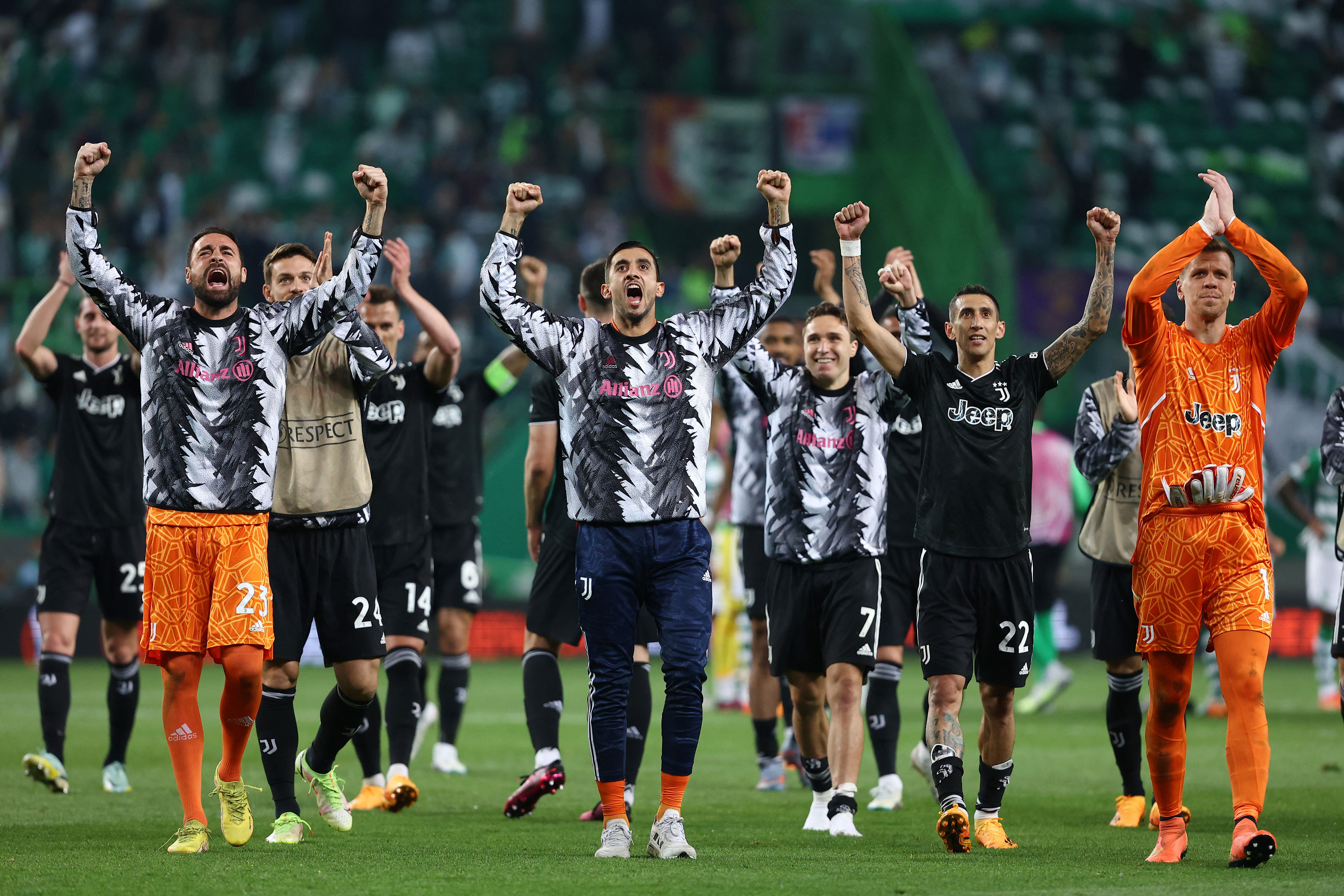 Juventus draw with Sporting to book UEL semi-final spot | The Daily Star