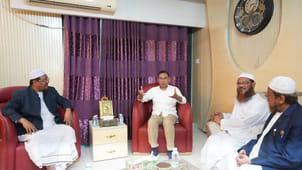 Tarique Rahman meeting with IAB Ameer Charmonai Pir