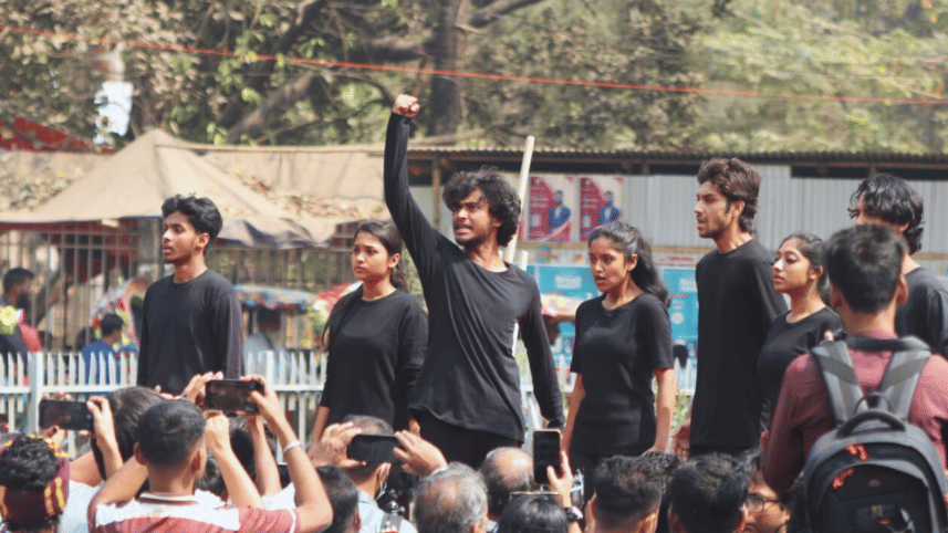 DU stages street play to honour language martyrs