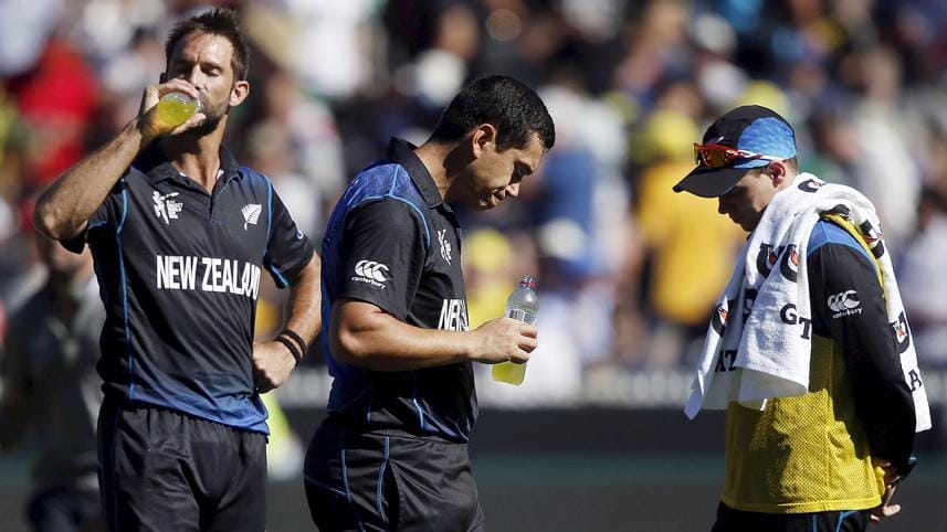 Elliot,Taylor to the rescue