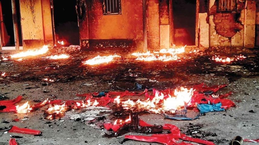 Hefajat-e-Islam-Brahmanbaria-fire.jpg