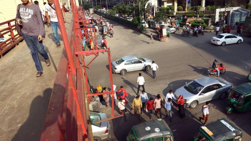 Bangladeshi pedestrian