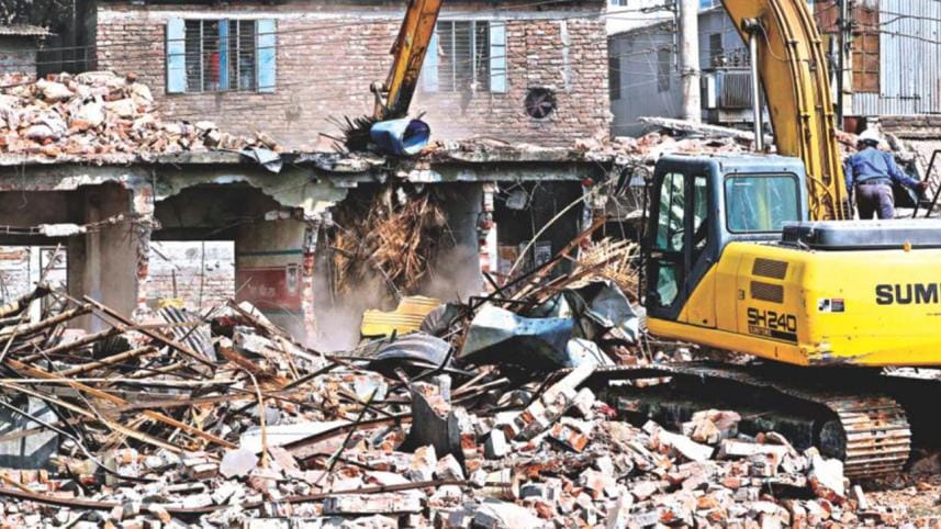 BIWTA knocks down 1,199 illegal structures from Turag
