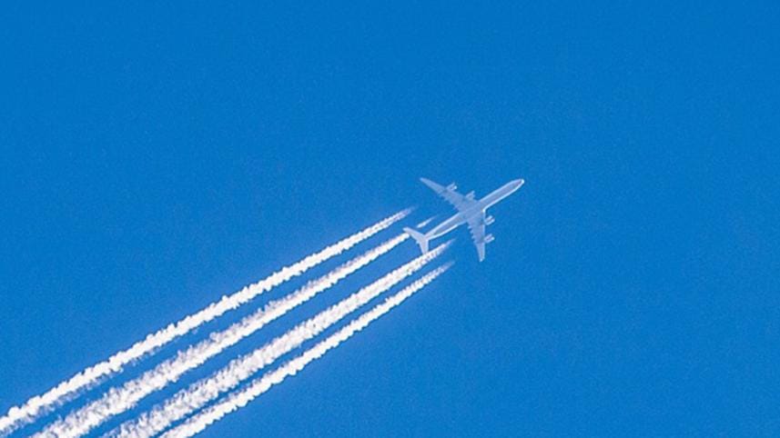 Contrails-1.jpg