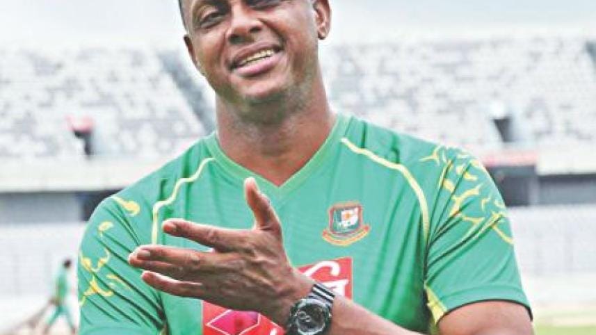 COURTNEY WALSH.jpg