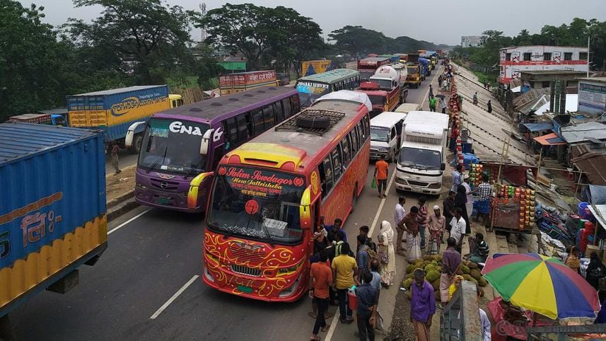 Traffic Jam on Dhaka-Chittagong highway