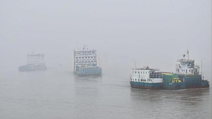 Paturia-Daulatdia route launch and ferry services suspended due to bad weather