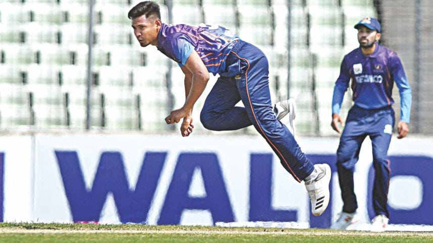 Fizz's sparkling return in vain