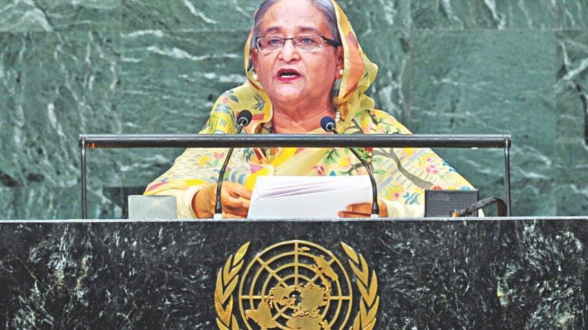 hasina un.jpg