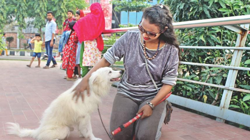 Hatirjheel Dog Walkers Club