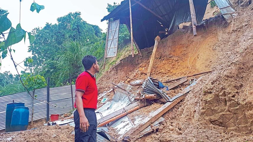 landslide in bangladesh .jpg