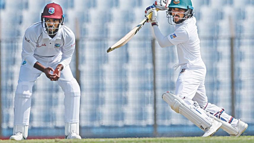 mominul breezy hundred.jpg