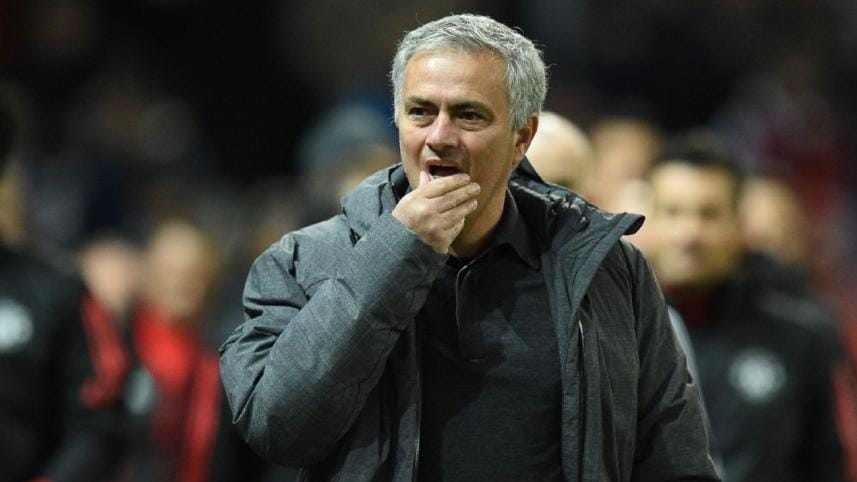 Mourinho_UTD fans.jpg