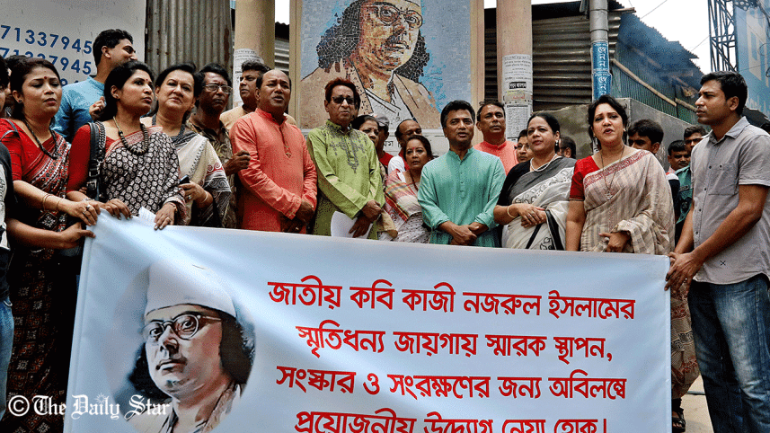 Kazi Nazrul-human chain