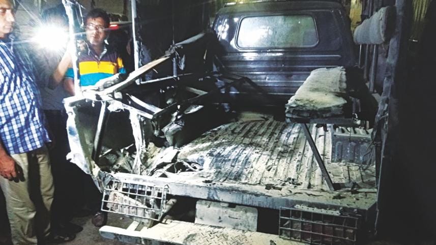 police being attack.jpg