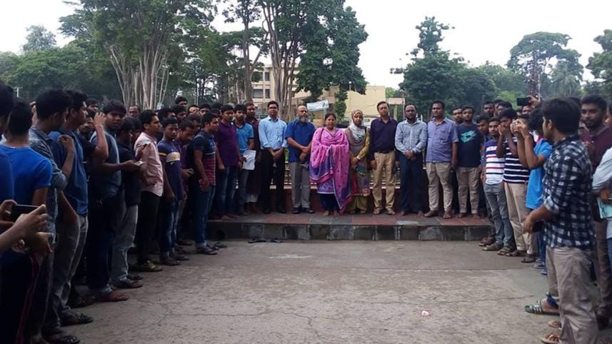 RU teachers protest BCL attack on students