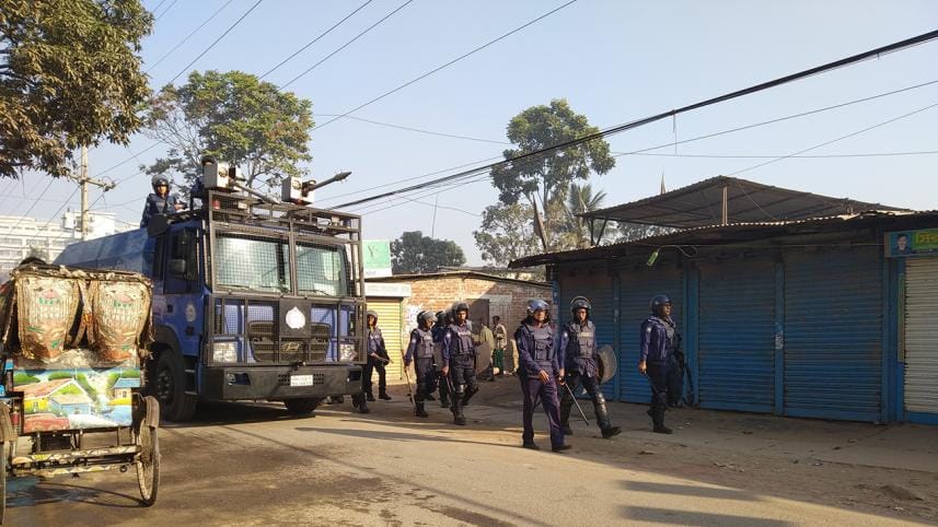 Police foil demo of RMG Workers