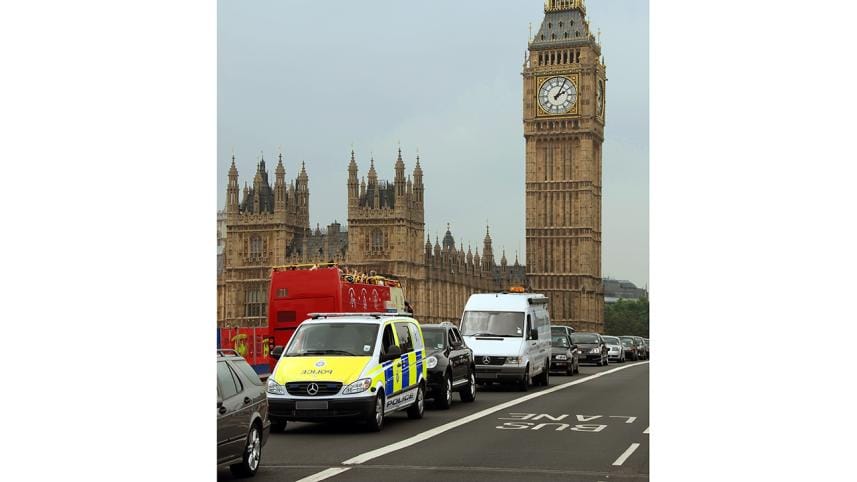 The UK is to have driverless cars