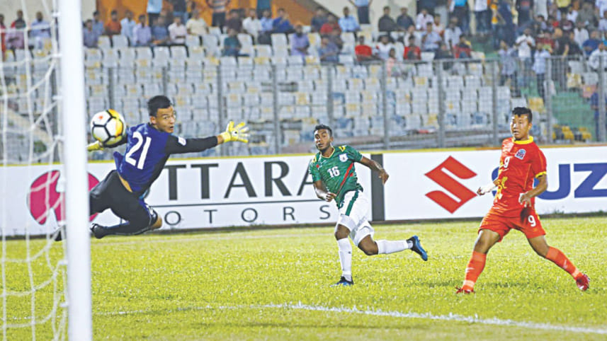 striker Mahabubur Rahman.jpg