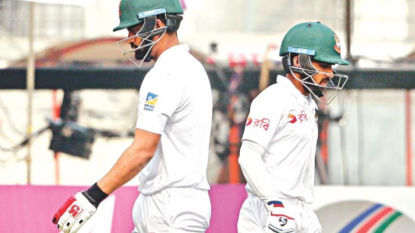 Tamim Iqbal-Mominul Haque 