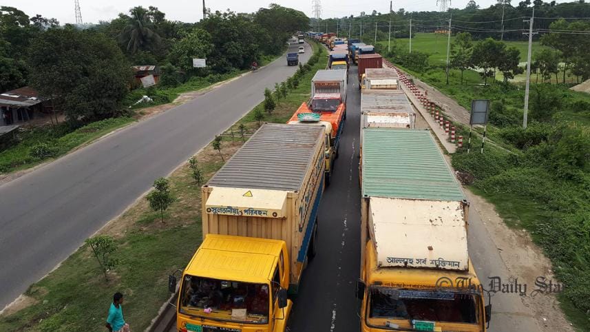Traffic Jam in Dhaka-Chittagong highway
