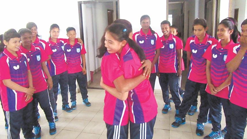 u16 womens football team, bff