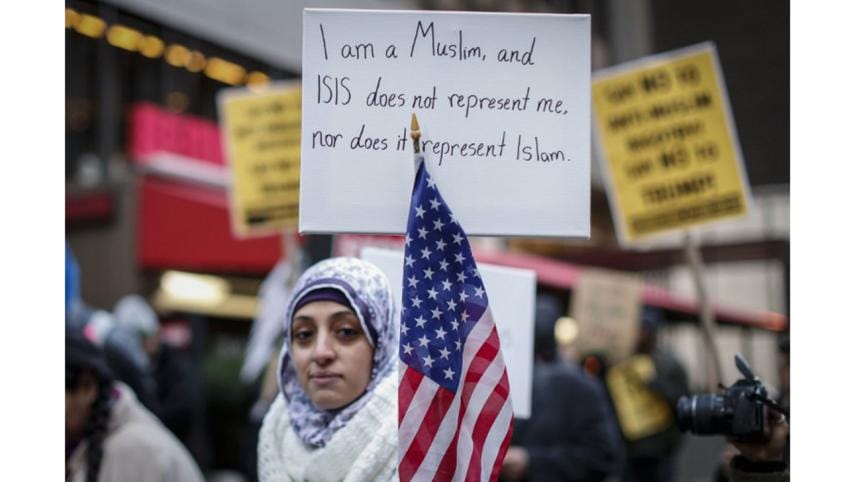 US-Muslims-1WB.jpg