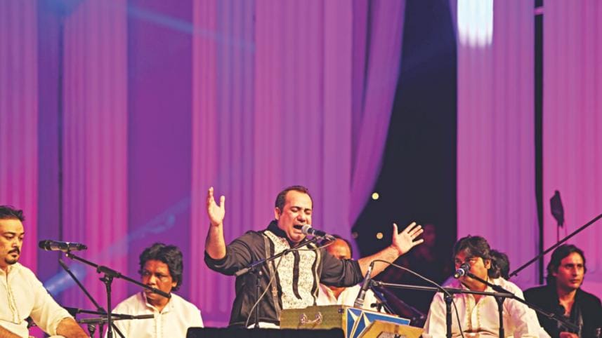 Ustad Rahat Fateh Ali Khan performs at the Sufi Music Festival