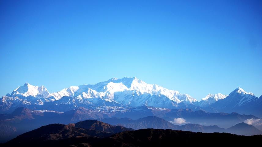 View of Kanchenjunga from Sandakphu Summit new.jpg