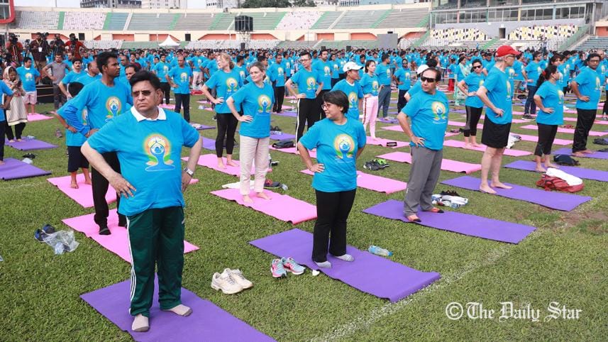 yoga_dhaka_2_Amran Hossain.JPG