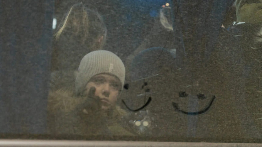 ismail-ferdous-ukraine-child-smiley