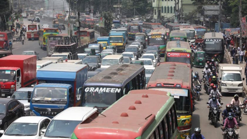 students-traders clash