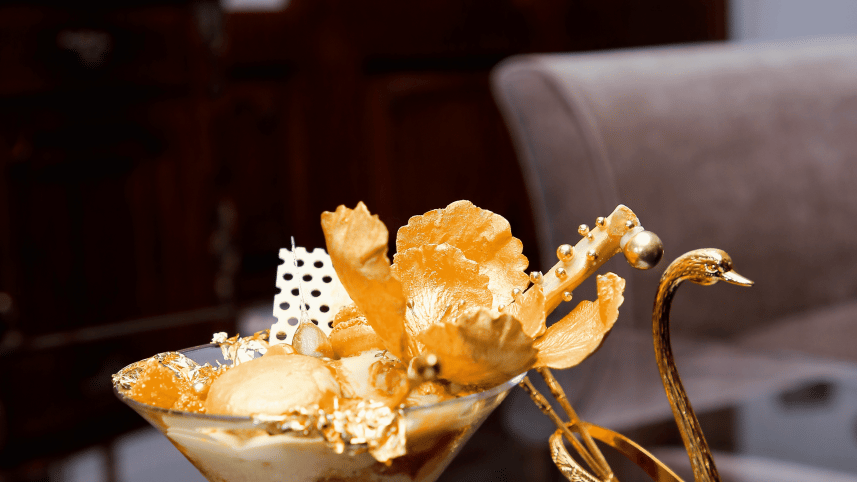 Hotel Sarina Gold Ice Cream