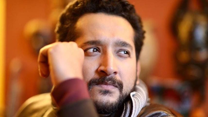 parambrata.jpg