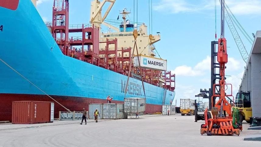 Mongla Port garment consignment ships