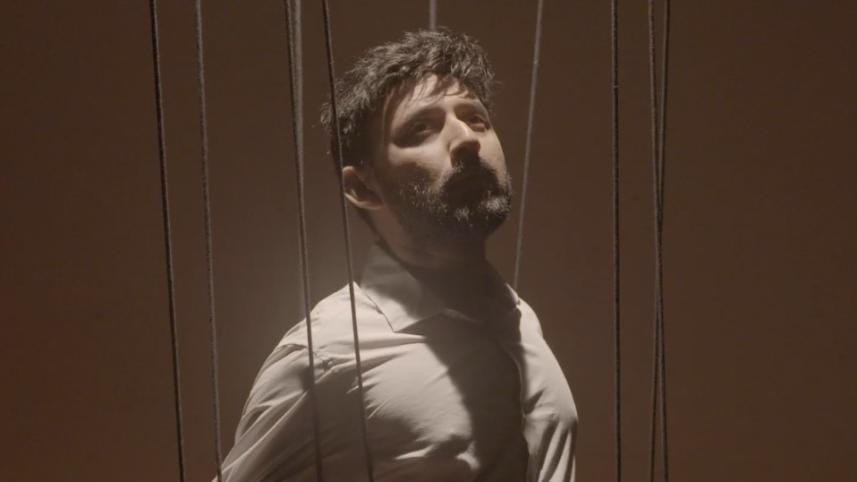 Manoj Pramanik in "Muntasir".