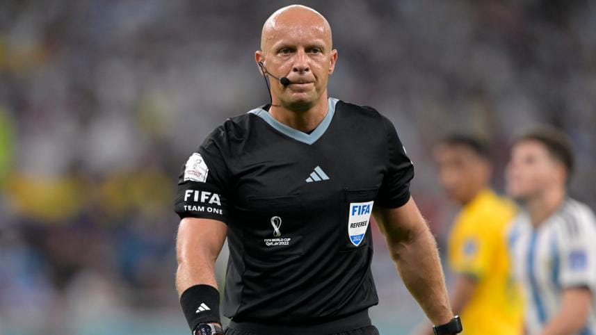 world_cup_final_referee.jpg