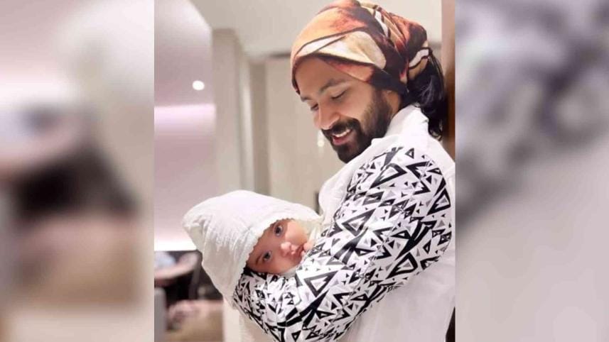 Sariful Razz with Rajya