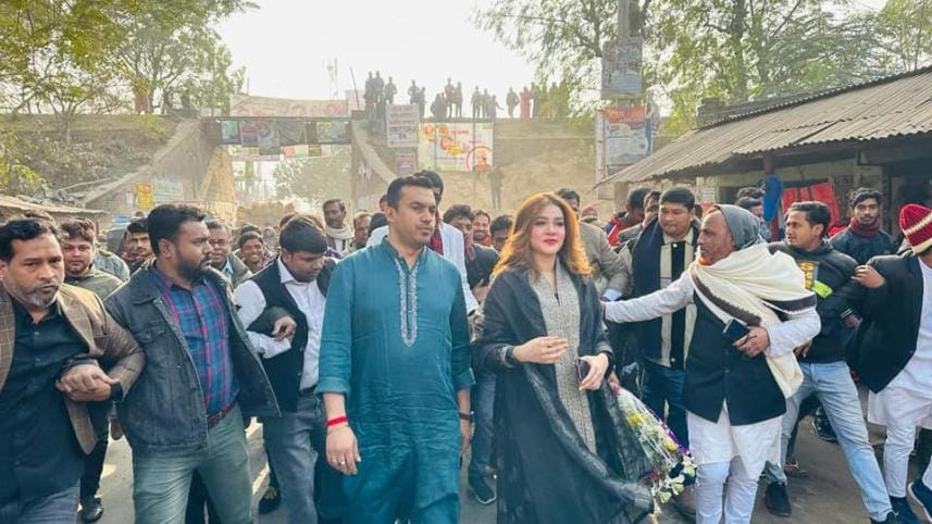 Mahiya Mahi only wants Chapai Nawabganj’s development.jpg