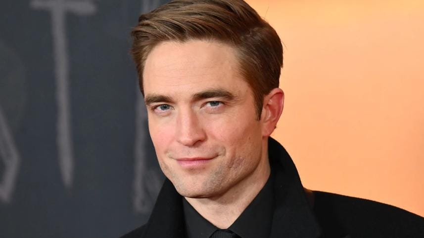 Robert Pattinson calls out “Insidious” body standards in Hollywood