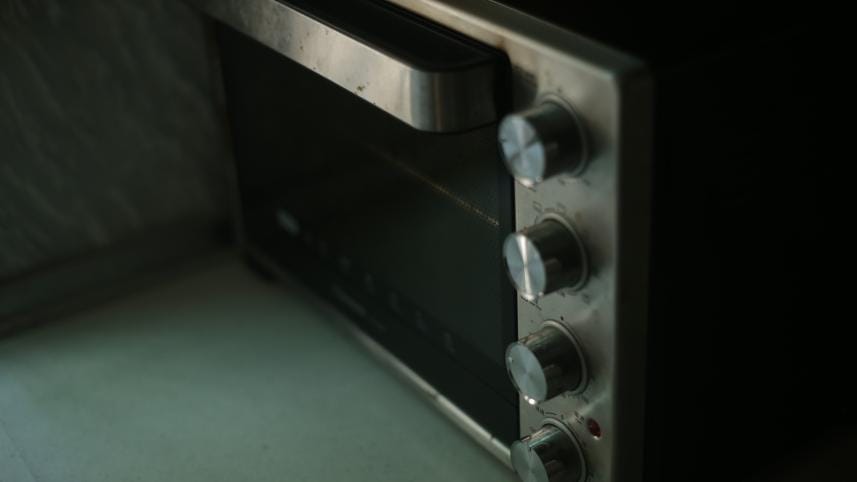 Dos and don’ts of using microwave oven