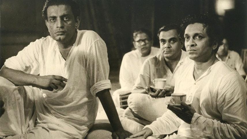 satyajit_ray_and_ravi_sankar_at_the_recording_for_patherpanchali.jpg