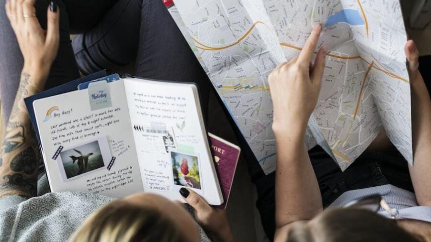 travel-itinerary How to travel with a group on a budget 