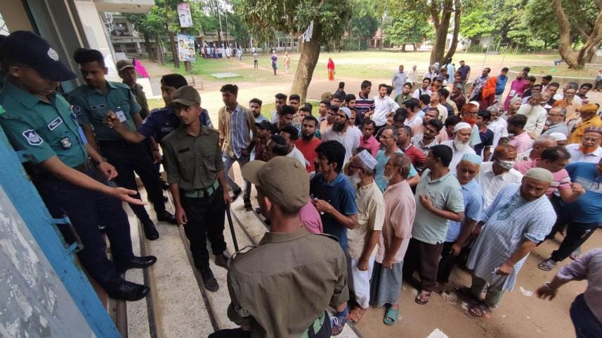 Voting in the Gazipur City Corporation election