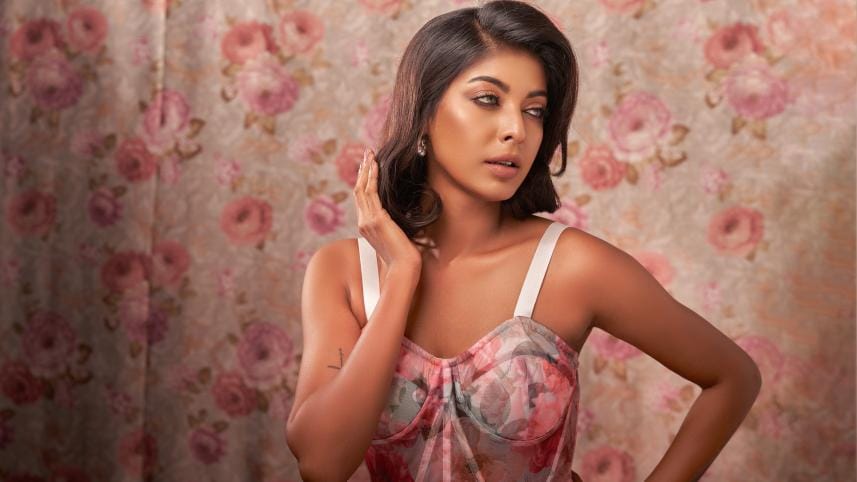 Summer and sundresses!