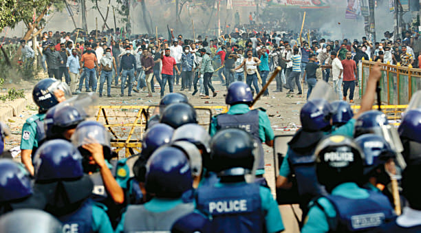 bnp-clash-with-police.jpg