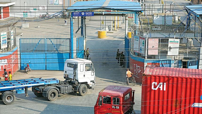 Little impact of hartal on Ctg port activities