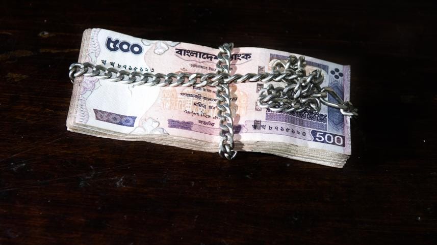 Key to financial independence: Smart savings and investment options